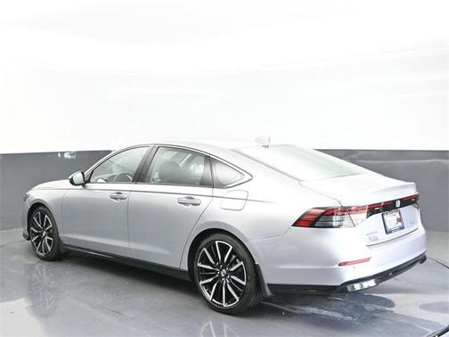 2024 Honda Accord Touring 2.0T