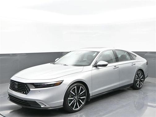 2024 Honda Accord Touring 2.0T