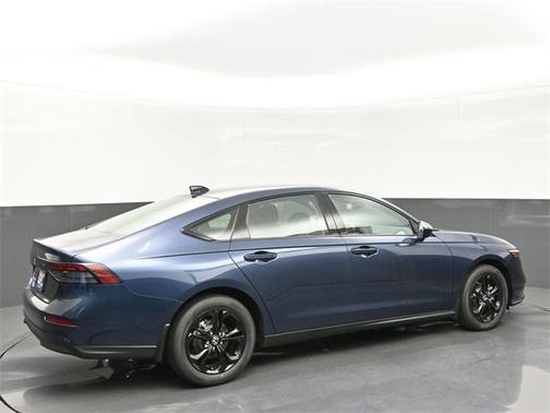 2025 Honda Accord Sport SE 1.5T