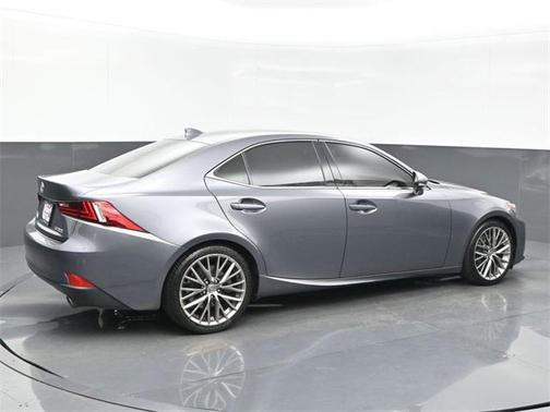 2016 Lexus IS 200t Base