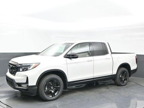 Platinum White Pearl 2026 Honda Ridgeline Black