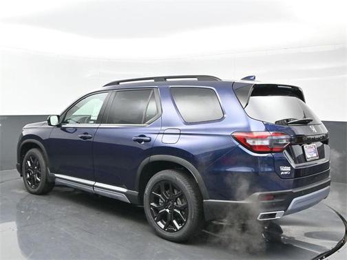 2025 Honda Pilot Touring 8-Passenger