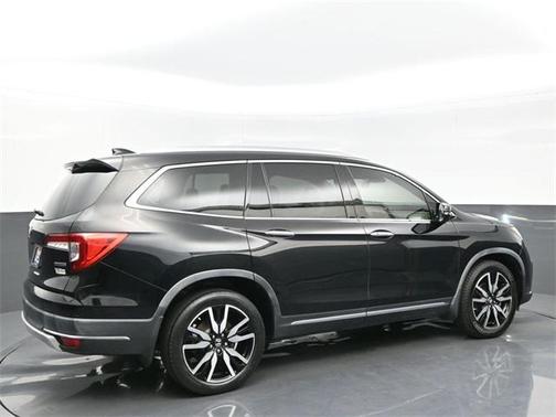 2020 Honda Pilot Touring 8-Passenger