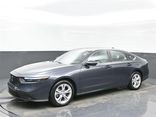 2025 Honda Accord LX 1.5T