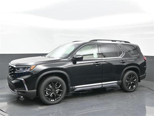 2025 Honda Pilot Touring 8-Passenger