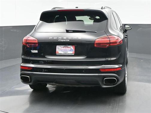 2017 Porsche Cayenne Platinum Edition