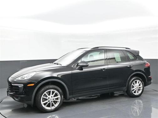 2017 Porsche Cayenne Platinum Edition