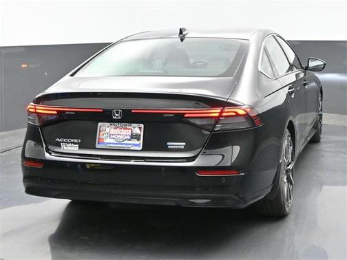 2024 Honda Accord Touring 2.0T