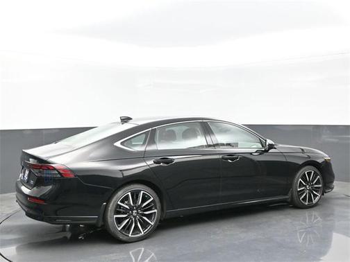2024 Honda Accord Touring 2.0T