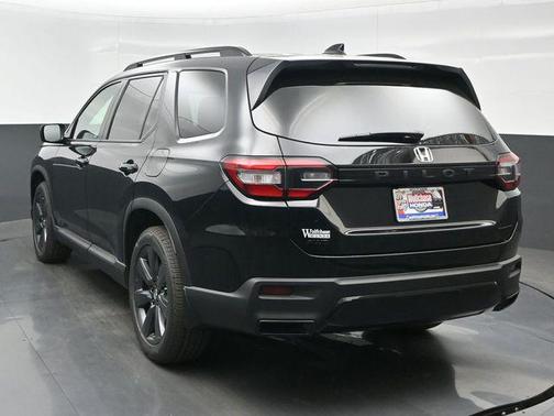 Crystal Black Pearl 2026 Honda Pilot Sport