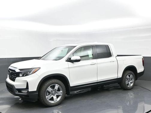 Platinum White Pearl 2026 Honda Ridgeline RTL