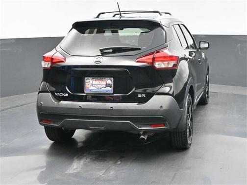 2020 Nissan Kicks SR