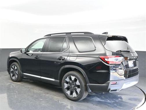2026 Honda Pilot Touring 8-Passenger