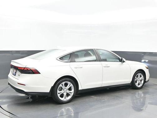 Platinum White Pearl 2024 Honda Accord LX 1.5T