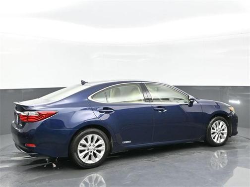 2013 Lexus ES 300h Base