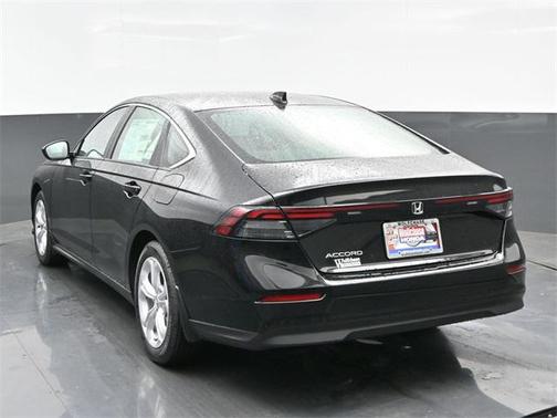 2025 Honda Accord LX 1.5T