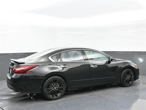 2017 Nissan Altima 2.5 SR