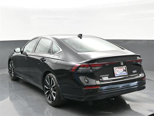 2025 Honda Accord Touring 2.0T