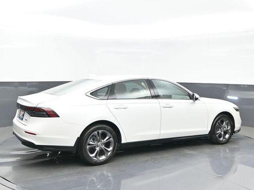 Platinum White Pearl 2023 Honda Accord Hybrid EX-L