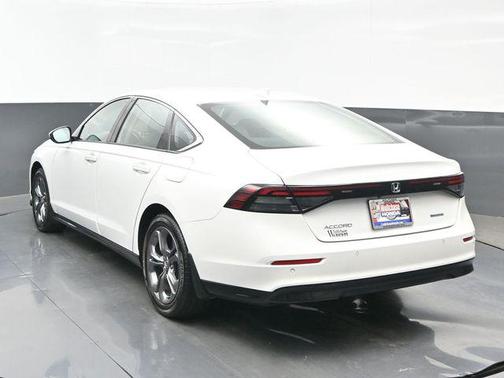 Platinum White Pearl 2023 Honda Accord Hybrid EX-L