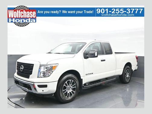 Glacier White 2024 Nissan Titan SV