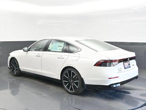 Platinum White Pearl 2026 Honda Accord Hybrid Touring