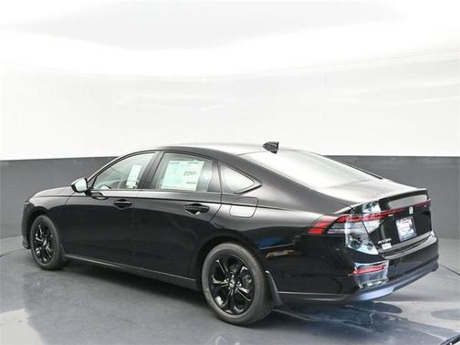 2025 Honda Accord Sport SE 1.5T