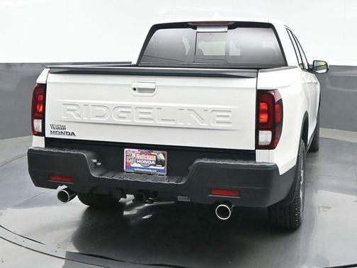 Platinum White Pearl 2026 Honda Ridgeline RTL