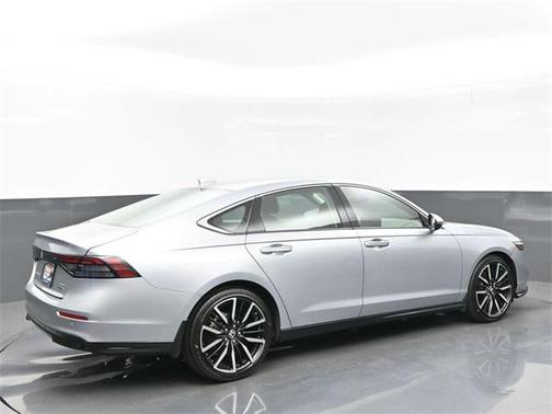 2023 Honda Accord Touring 2.0T