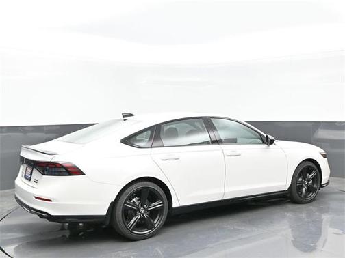 2025 Honda Accord Hybrid Base