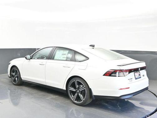 Platinum White Pearl 2026 Honda Accord Hybrid Sport