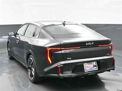 2025 Kia K4 GT-Line