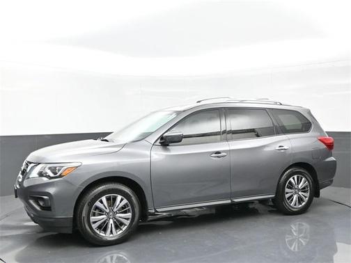 2020 Nissan Pathfinder S