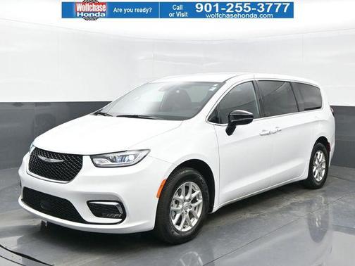 2025 Chrysler Pacifica L