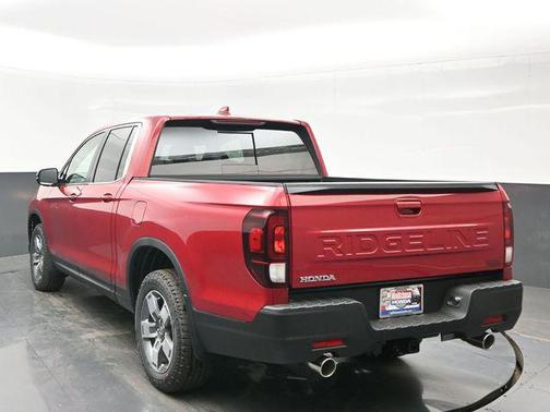 Radiant Red Metallic II 2026 Honda Ridgeline RTL