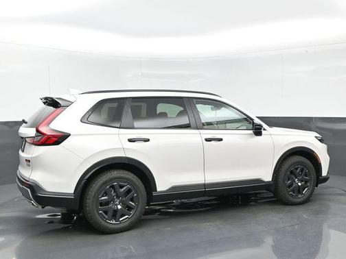 Platinum White Pearl 2026 Honda CR-V Hybrid TrailSport AWD
