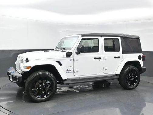Bright White Clearcoat 2023 Jeep Wrangler 4xe Sahara
