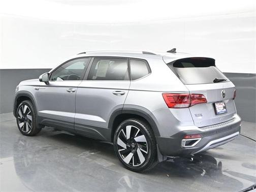 2024 Volkswagen Taos 1.5T SEL
