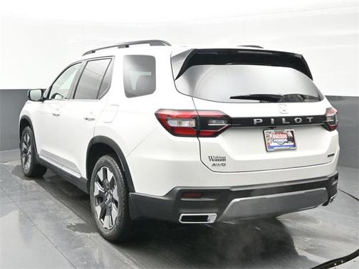 2026 Honda Pilot Touring 8-Passenger