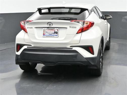 2021 Toyota C-HR LE