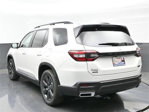 2025 Honda Pilot Sport