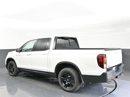 2025 Honda Ridgeline Black