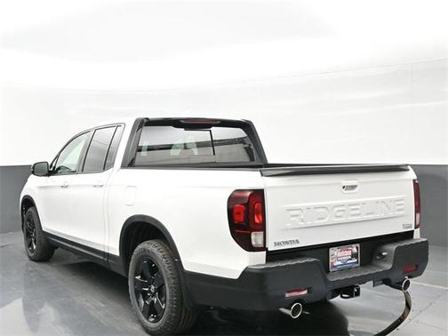 2025 Honda Ridgeline Black