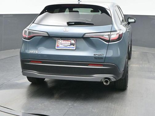 Nordic Forest Pearl 2024 Honda HR-V Sport