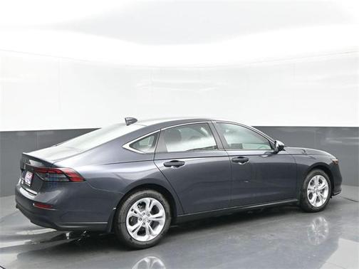 2025 Honda Accord LX 1.5T