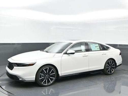Platinum White Pearl 2025 Honda Accord Hybrid Touring