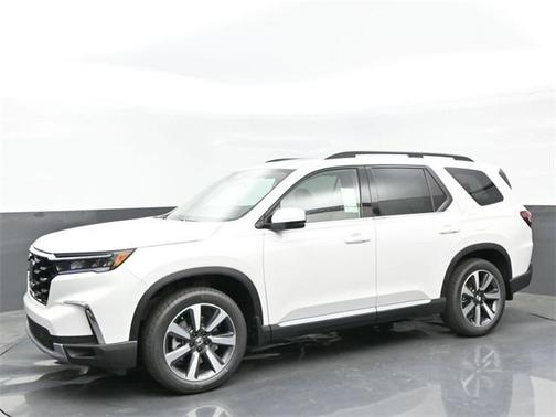 2025 Honda Pilot Touring 8-Passenger