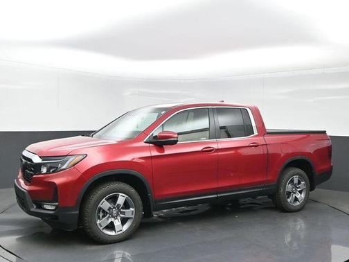 Radiant Red Metallic II 2026 Honda Ridgeline RTL