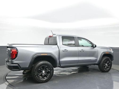 Sterling Metallic 2024 GMC Canyon Elevation