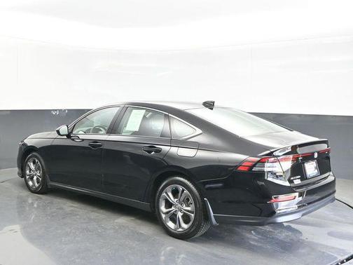 Crystal Black Pearl 2024 Honda Accord EX